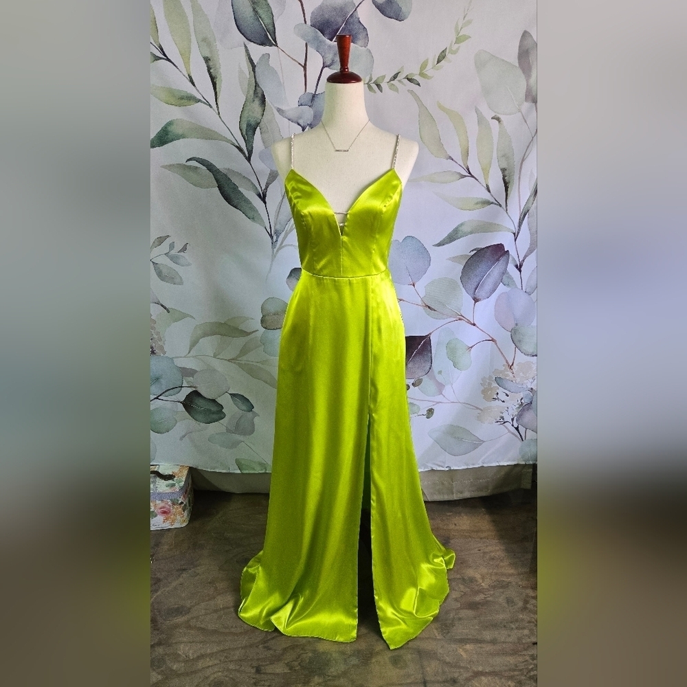 JULES & CLEO | V-Neck Dress with Crystal Straps in Charmeuse (Lemon Lime) sz 4 - Picture 1 of 10
